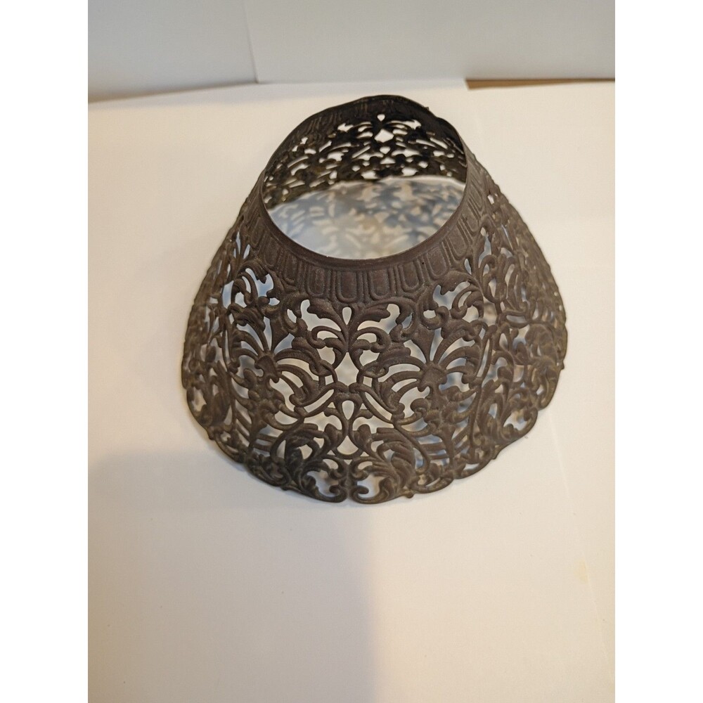 VTG Brass Filligree Lamp Shade / Victorian Lamp Shade Art Nouveau Style 3" Tall